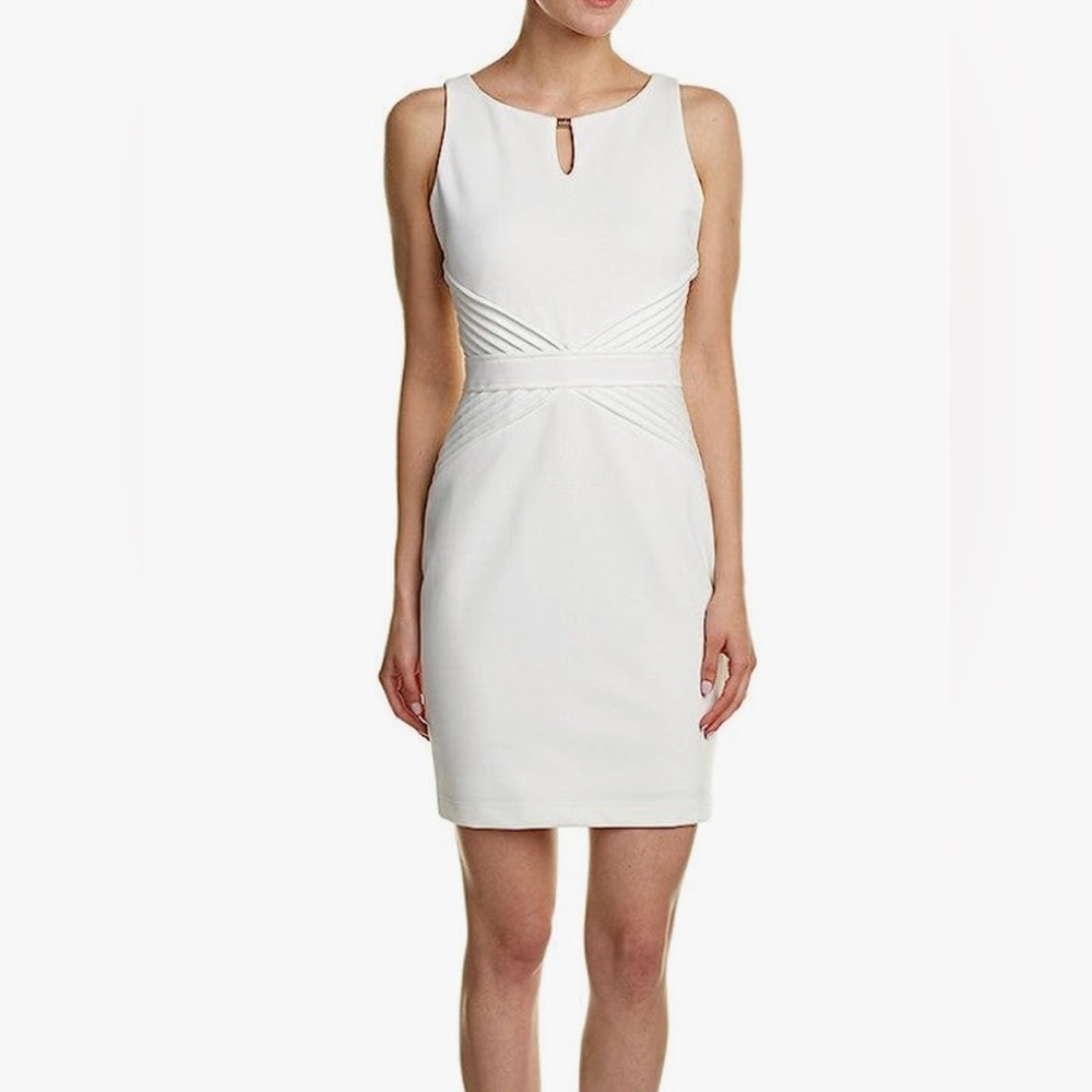 Soft white Ellen Tracy sheath dress with slimming waist detail size 4